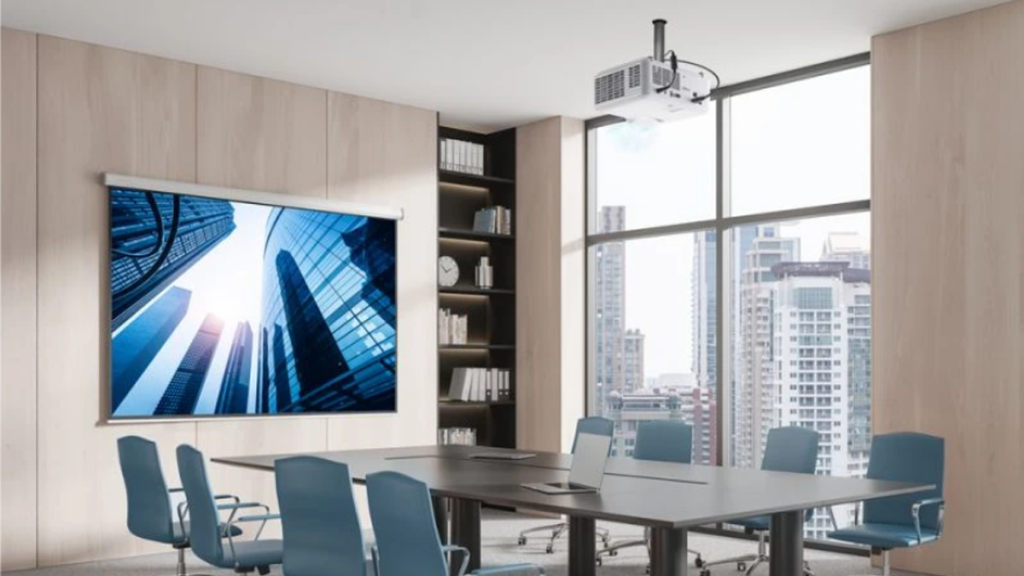 Chọn Máy Chiếu ViewSonic LS630W Hay LS630HD – Đâu Là “Chân Ái” Cho Nhu Cầu Trình Chiếu?