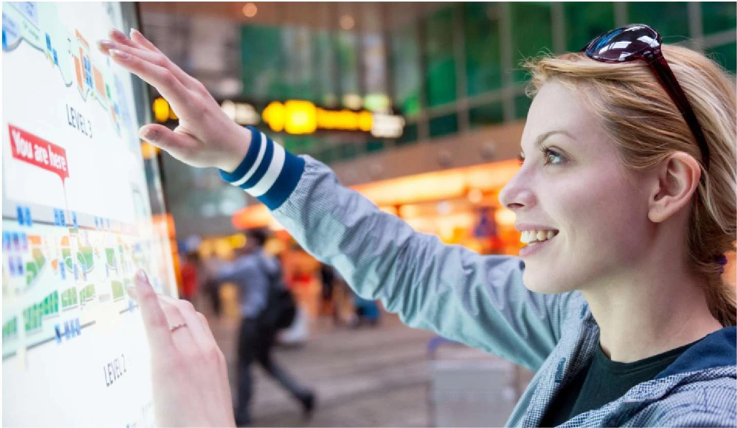 Khám Phá Công Nghệ Đột Phá Với Màn Hình Tương Tác IN21C-1C Series